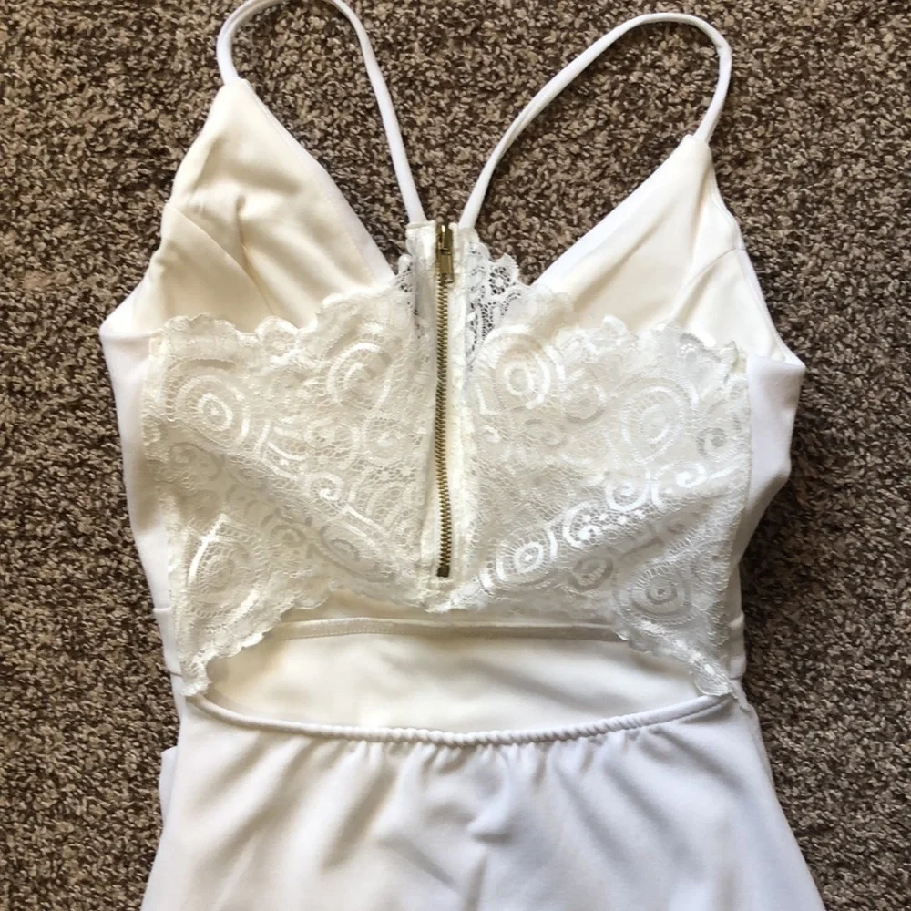 White bachelorette party dress - Picture 4 of 5
